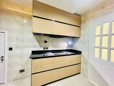 Elegant 4 bedroom maisonette with BQ for rent
