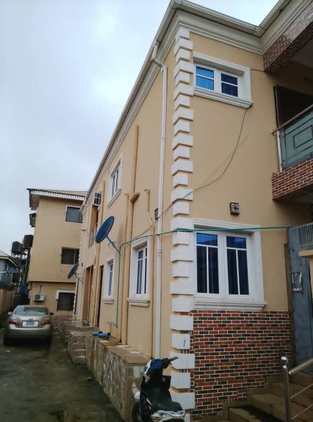 Multi Unit Investment Property. Duplex and Apartments. Ojodu Berger.