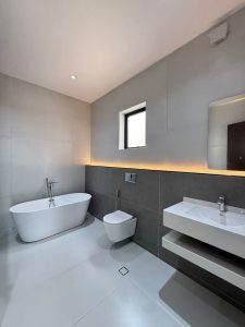 Newly Built 5 Bedroom Fully Detached Duplex