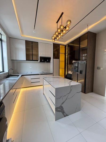 Newly Built 5 Bedroom Fully Detached Duplex
