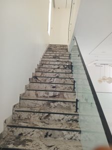 5 BEDROOM DUPLEX