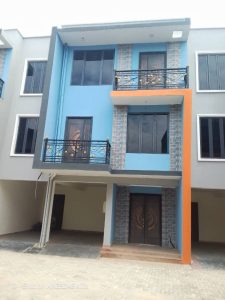 4 BEDROOM TERRACE HOUSES
