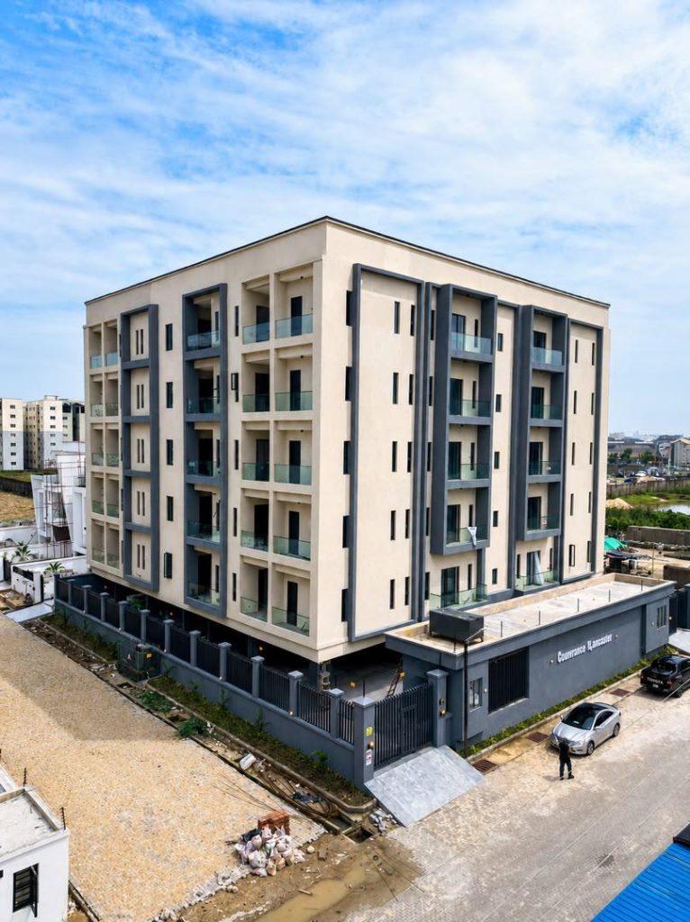 1 and 2 BEDROOM APARTMENT FOR SLAE IN LEKKI PHASE ONE