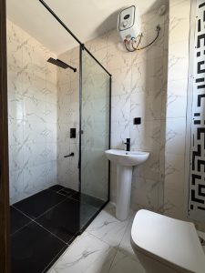 1 and 2 BEDROOM APARTMENT FOR SLAE IN LEKKI PHASE ONE