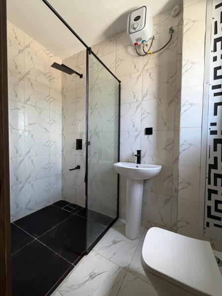 1 and 2 BEDROOM APARTMENT FOR SLAE IN LEKKI PHASE ONE
