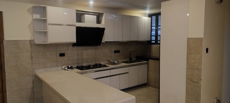 3 bedroom apartment with BQ for rent in Victoria Island