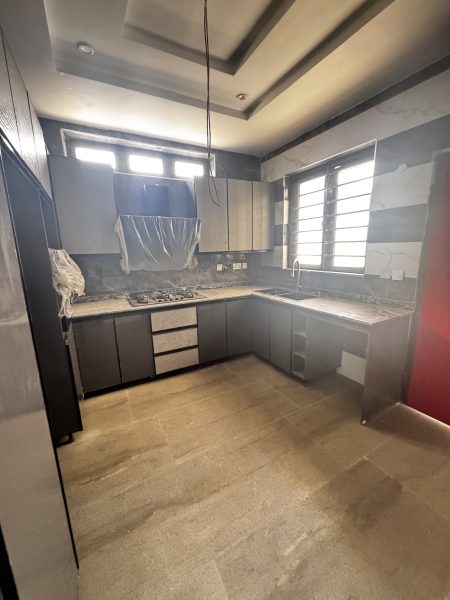 Newely built 4 bedroom fully detached duplex with bq at chevron lekki
