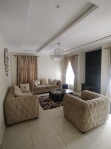 Furnished 4 bedroom duplex with BQ for rent.