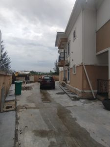 Furnished 4 bedroom duplex with BQ for rent.
