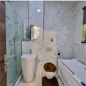FULLY FURNISHED 3-BEDROOM APARTMENT WITH BQ