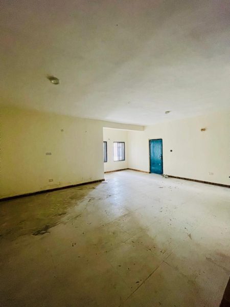 FULLY FURNISHED 3-BEDROOM APARTMENT WITH BQ