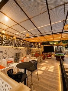 MULTIPLE BEDROOM DETACHED WITH BQ And SWIMMING POOL