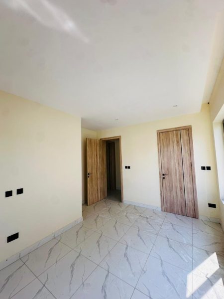 2 Bedroom Apartment with Swimming pool and Elevator