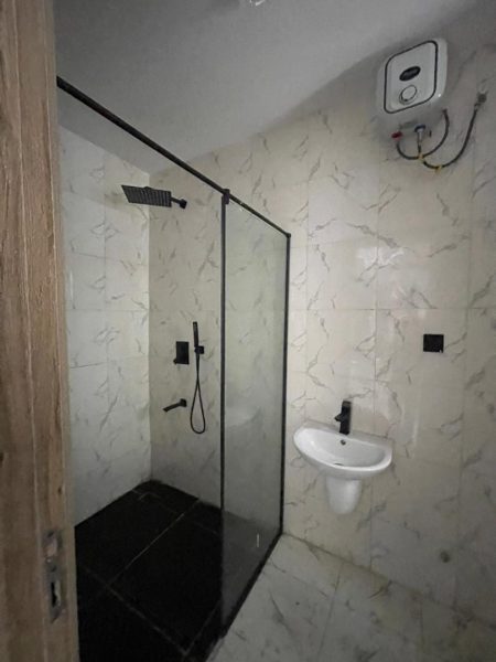 Multiple Bedroom Apartments with pool, Gym and Water treatment