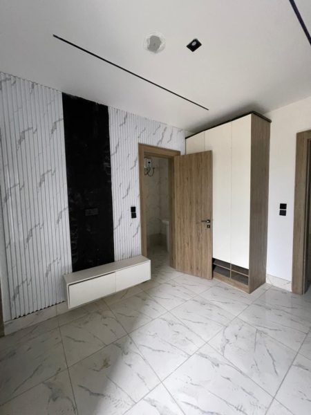 Multiple Bedroom Apartments with pool, Gym and Water treatment