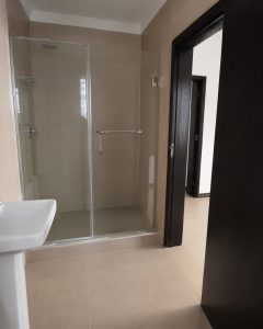 1 Bedroom Flat with 24/7 Power Supply, Open Plan Kitchen and Visitors Toilet