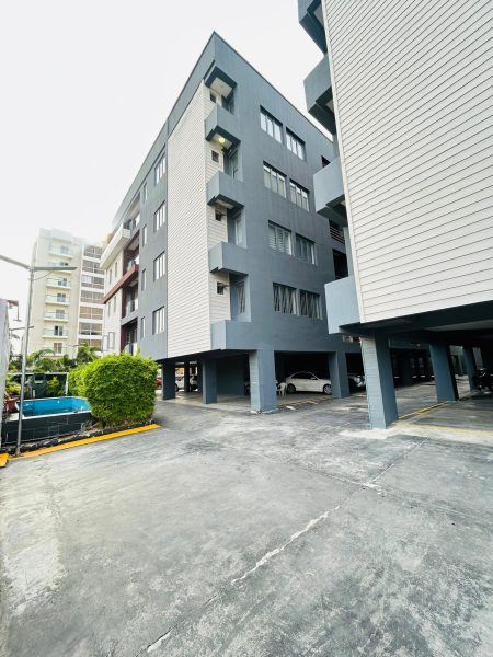 FULLY FURNISHED 3 BEDROOM APARTMENT FOR RENT WITH BQ