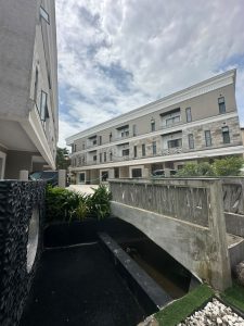 5 Bedroom Terrace With 2 BQs.