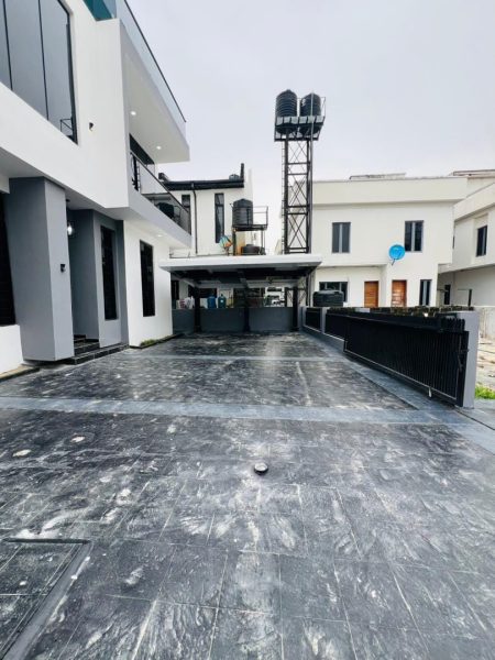 5 Bedroom Fully Detached Duplex With Bq, penthouse, and swimming pool.