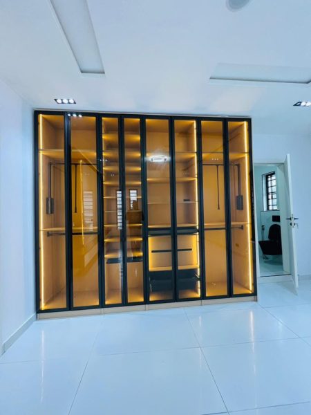 5 Bedroom Fully Detached Duplex With Bq, penthouse, and swimming pool.