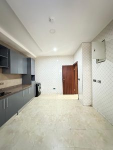 4-BEDROOMS TERRACE DUPLEX