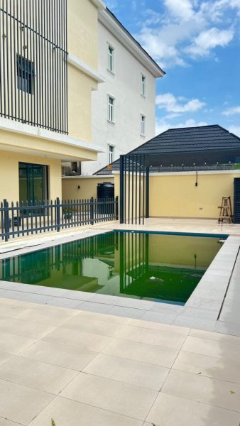 5 bedroom terrace duplex in a mini estate