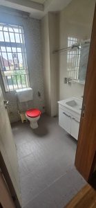 5-bedroom detached house on 3 floor with a garage , Study and swimming pool