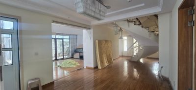 5-bedroom detached house on 3 floor with a garage , Study and swimming pool