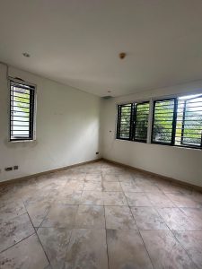 4 bedroom terrace with a room bq, swimming pool and gym