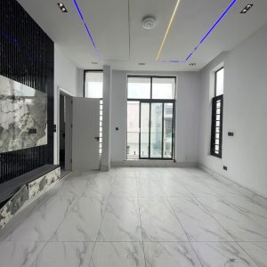 4 bedroom Semi detached with bq