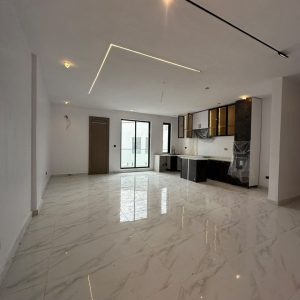 3 Bedroom Apartment with Gym, Lounge, Swimming pool and Water treatment