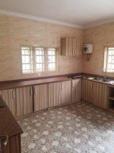 4 bedroom detached house with mini flat BQ.
