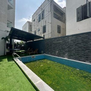 2 Bedroom Apartment with Gym, Lounge, Swimming pool and Water treatment