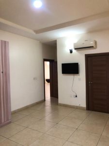 Luxury 3-Bedroom fully furnished and serviced apartment