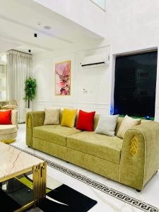 1 BEDROOM MINI FLAT TOP FLOOR