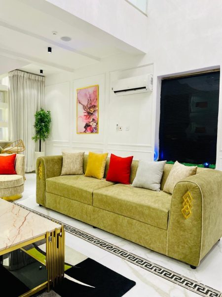1 BEDROOM MINI FLAT TOP FLOOR