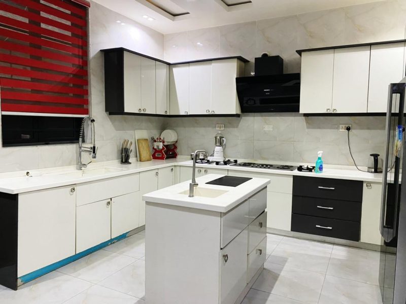 1 BEDROOM MINI FLAT TOP FLOOR