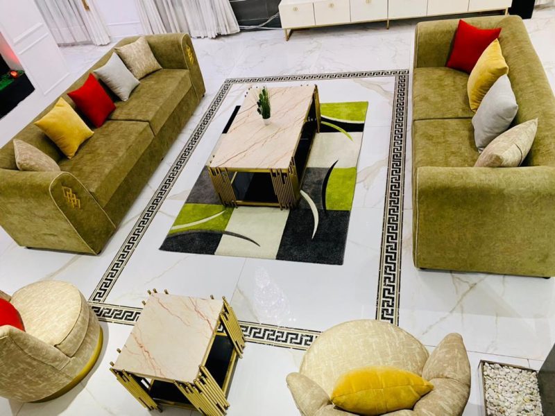 1 BEDROOM MINI FLAT TOP FLOOR