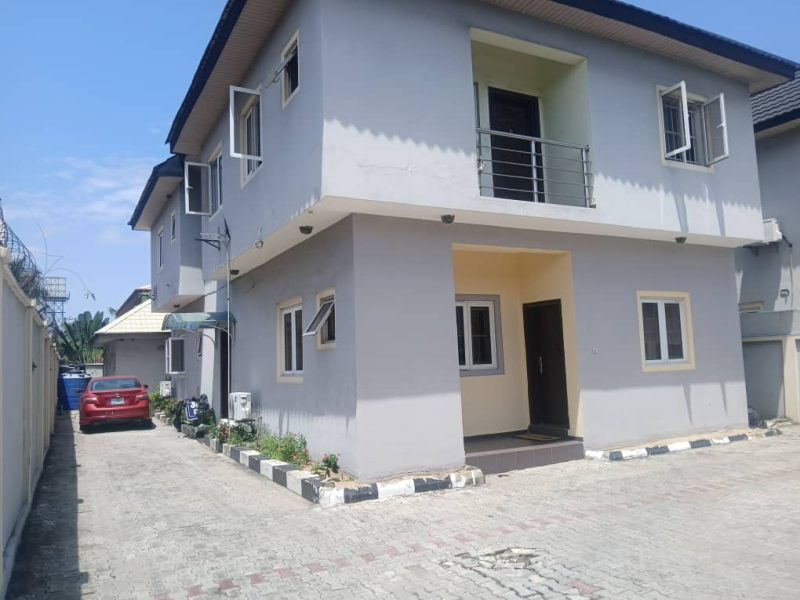 3 bedroom flat on the first floor