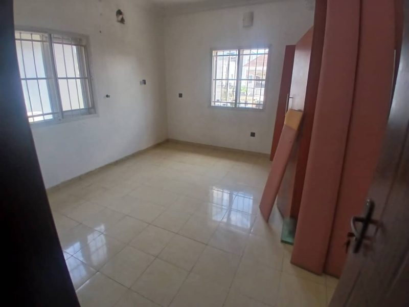 3 bedroom flat on the first floor