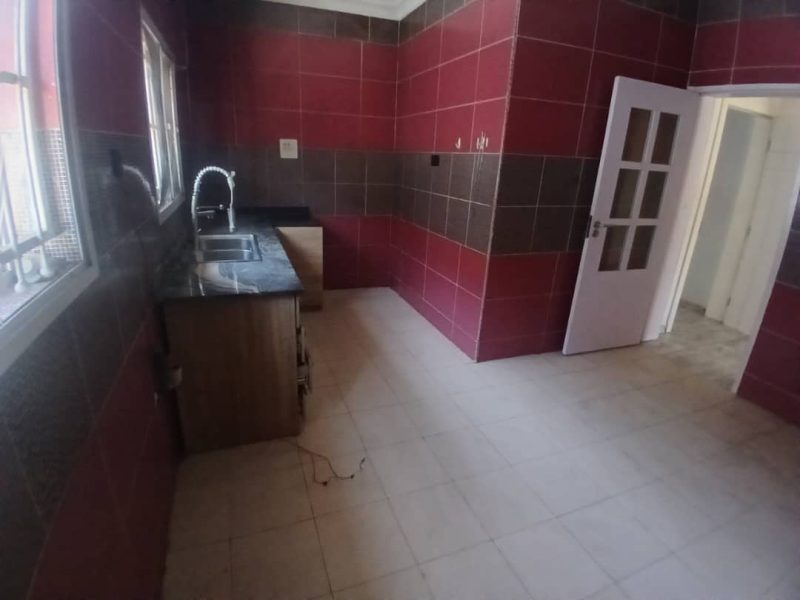 3 bedroom flat on the first floor