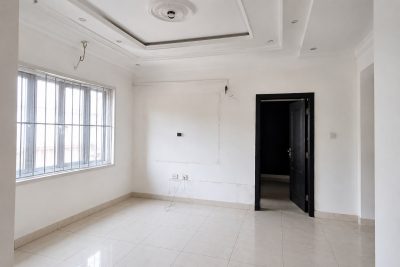 Multiple 3 Bedroom Flat for sale in Shangisha Magodo