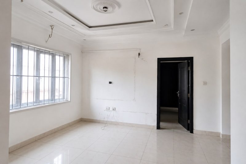 Multiple 3 Bedroom Flat for sale in Shangisha Magodo