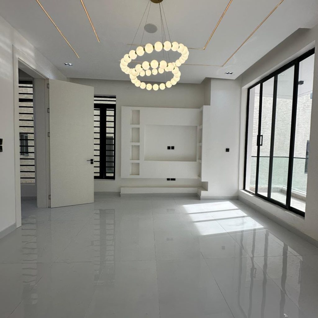 Luxury 5 Bedroom Semi-Detached Duplex with BQ, Swimming Pool & Cinema for Sale in Lekki Phase 1