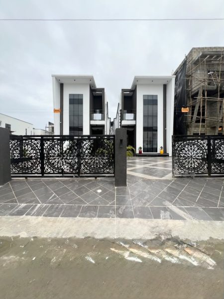 Brand New 5 Bedroom Fully Detached Duplex with BQ And Swimming Pool