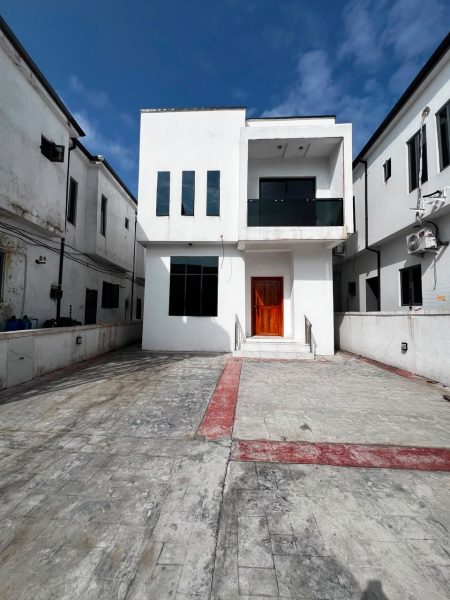 4 Bedroom Detached Duplex