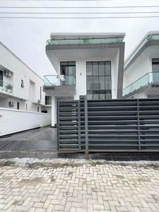 5 Bedroom Fully Detached Duplex