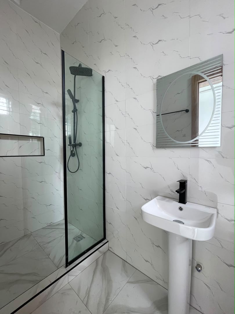 Luxury Brand New 3 Bedroom Duplex