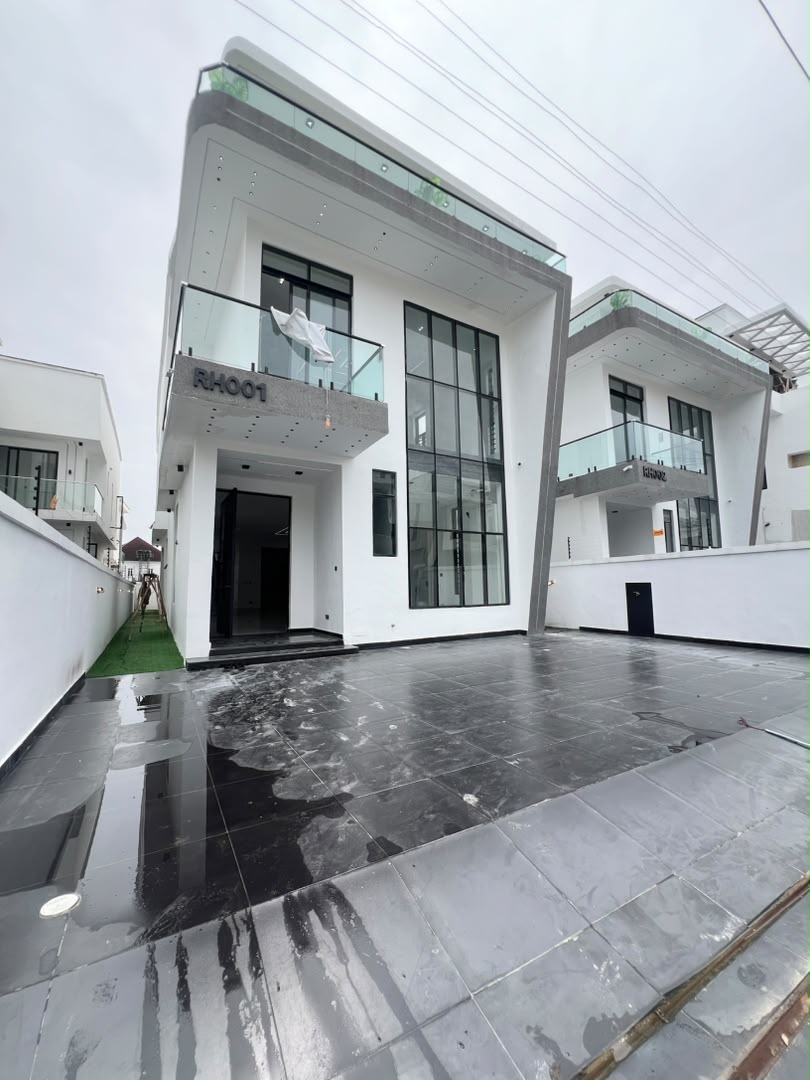 5 Bedroom Fully Detached Duplex Lekki