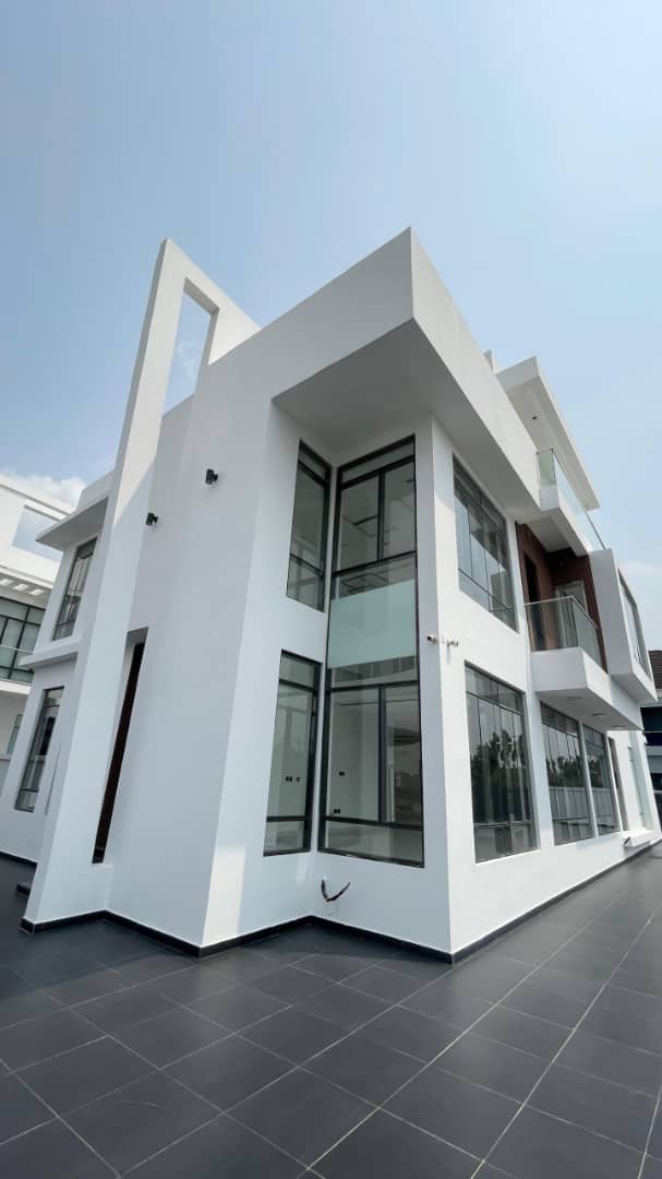 4 Bedroom Semi Detached Duplex With BQ